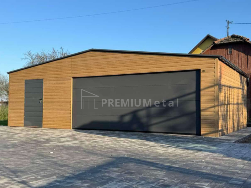7 Fémgarázs 8m x 6m szekcionált kapuval ID 3 - Image 1
